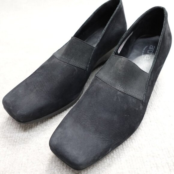 ARCHE Women's Shoes 10  41 Black Wedge Suede Slip Ons Made in France - Picture 1 of 9